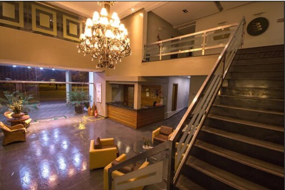 Aipana Plaza Hotel Боа Виста Екстериор снимка